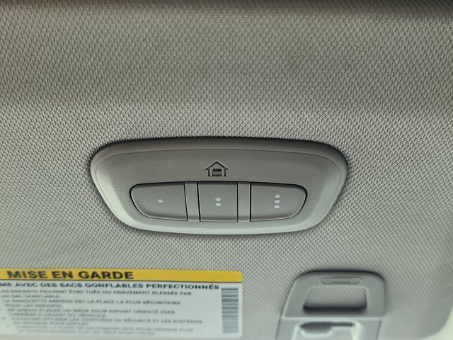 Vehicle image 23 of 28