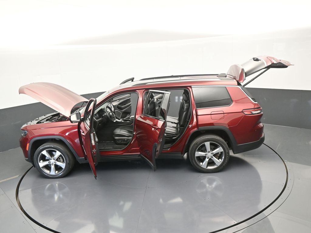 Vehicle image 34 of 78