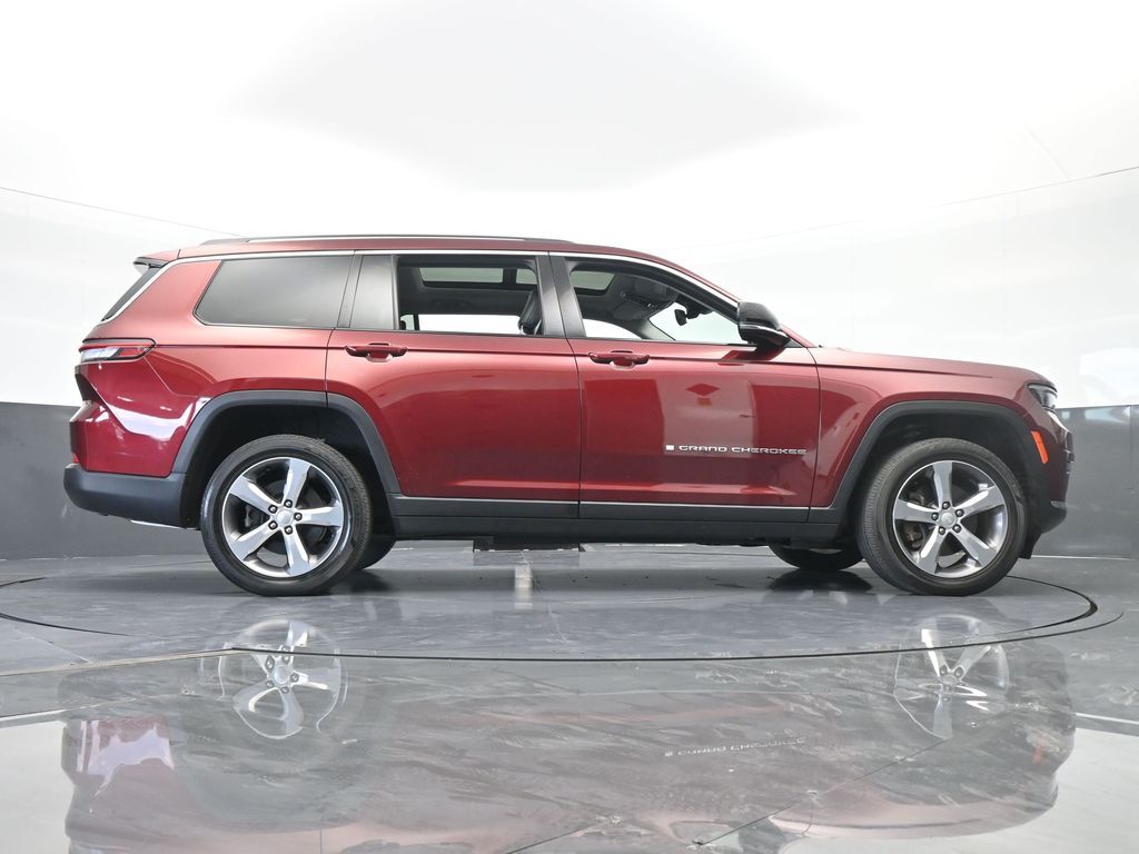 Vehicle image 13 of 78