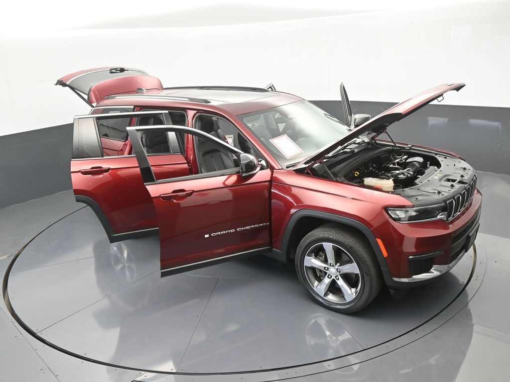Vehicle image 7 of 78