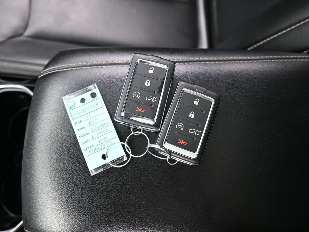 Vehicle image 47 of 78