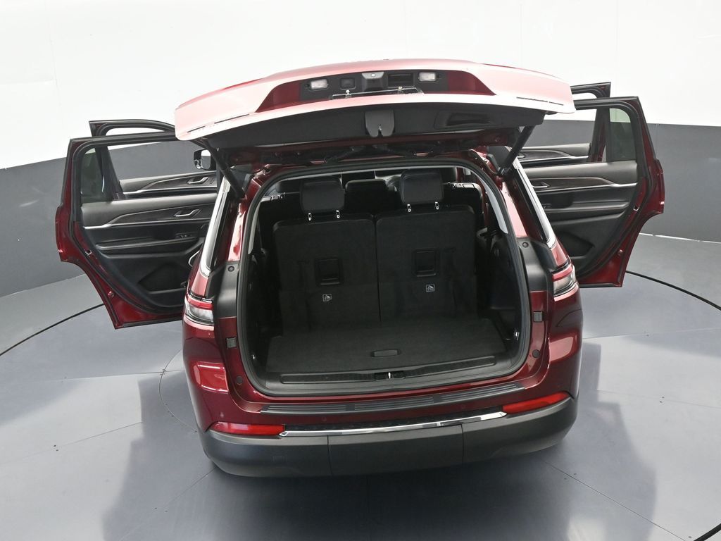 Vehicle image 35 of 78