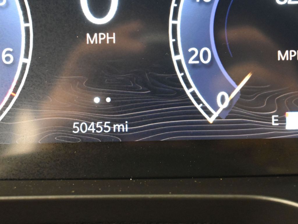 Vehicle image 59 of 78