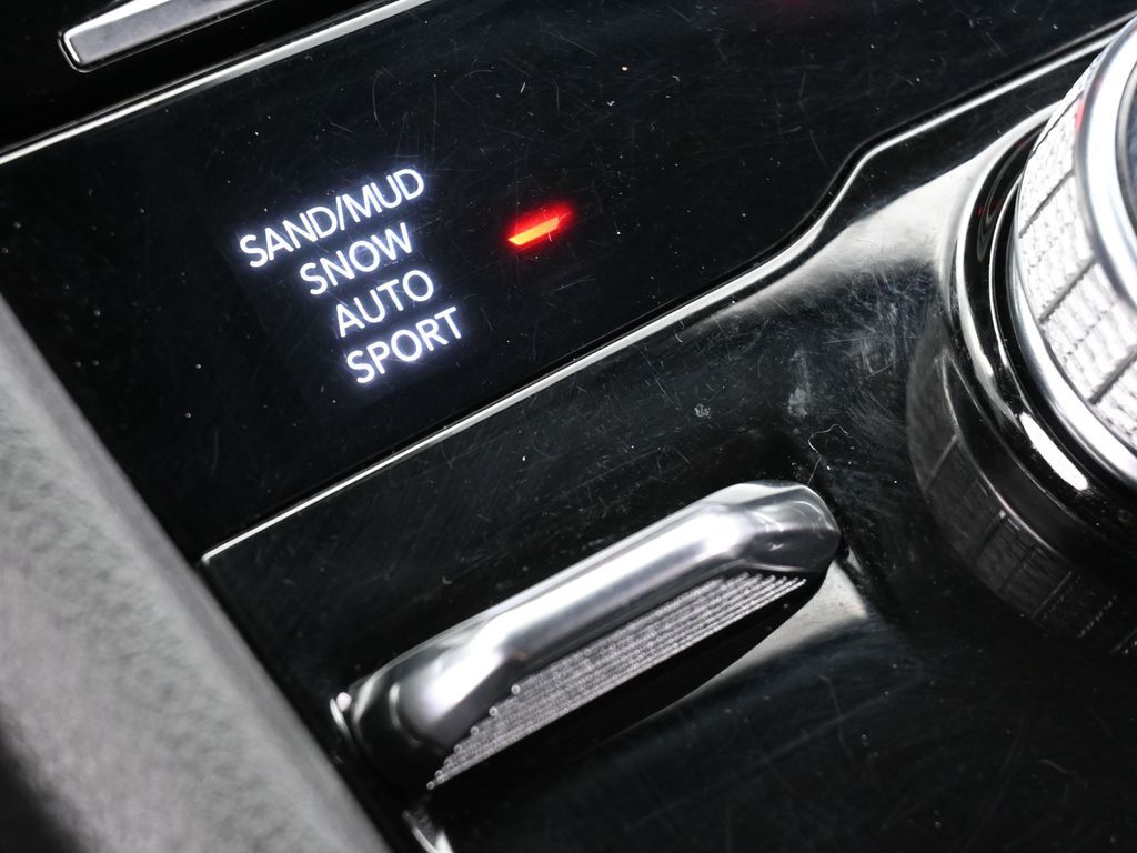 Vehicle image 56 of 78