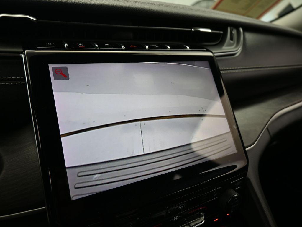Vehicle image 51 of 78