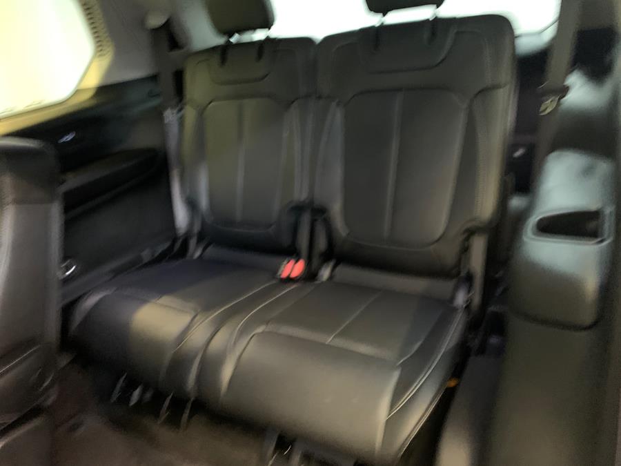 Vehicle image 44 of 61