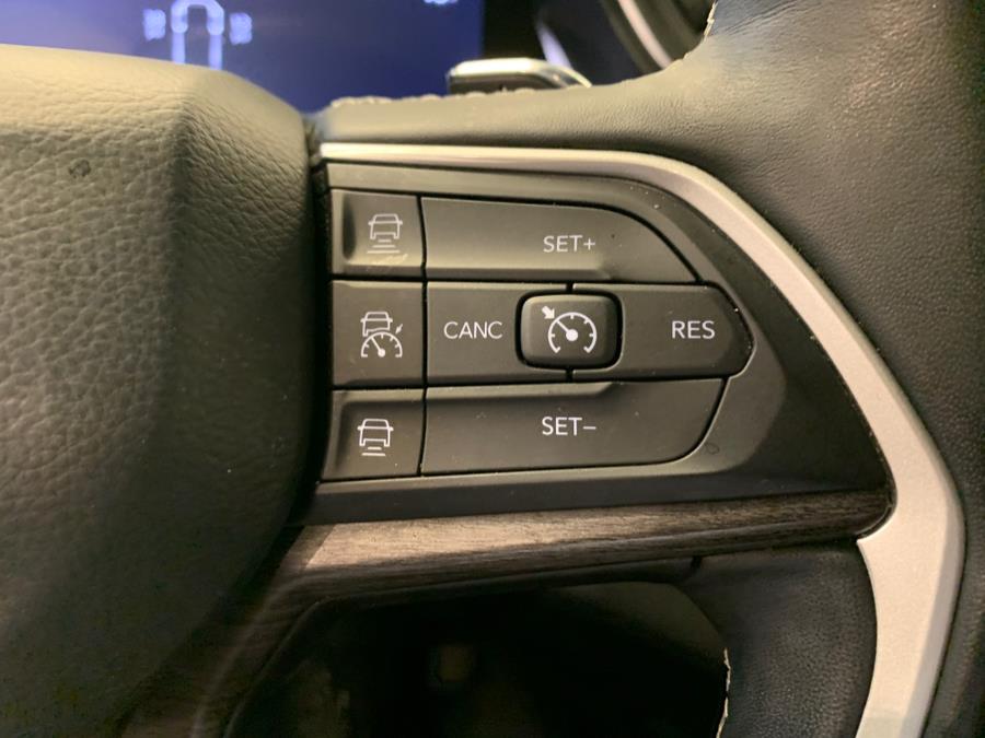 Vehicle image 22 of 61