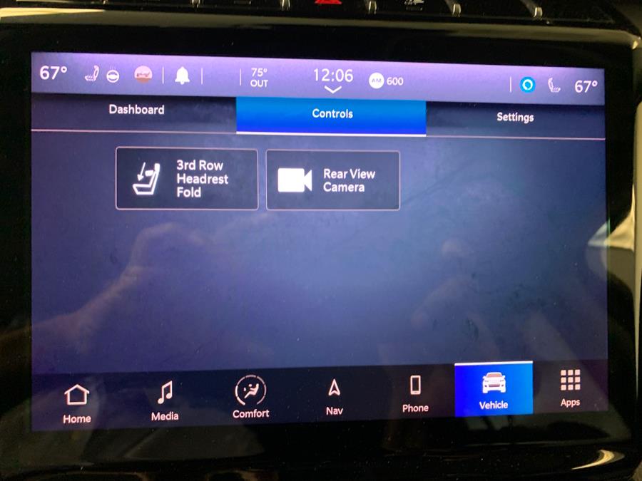 Vehicle image 29 of 61