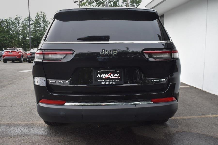 Vehicle image 42 of 47