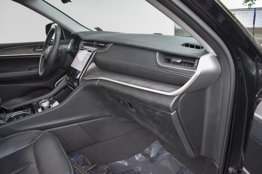 Vehicle image 45 of 47