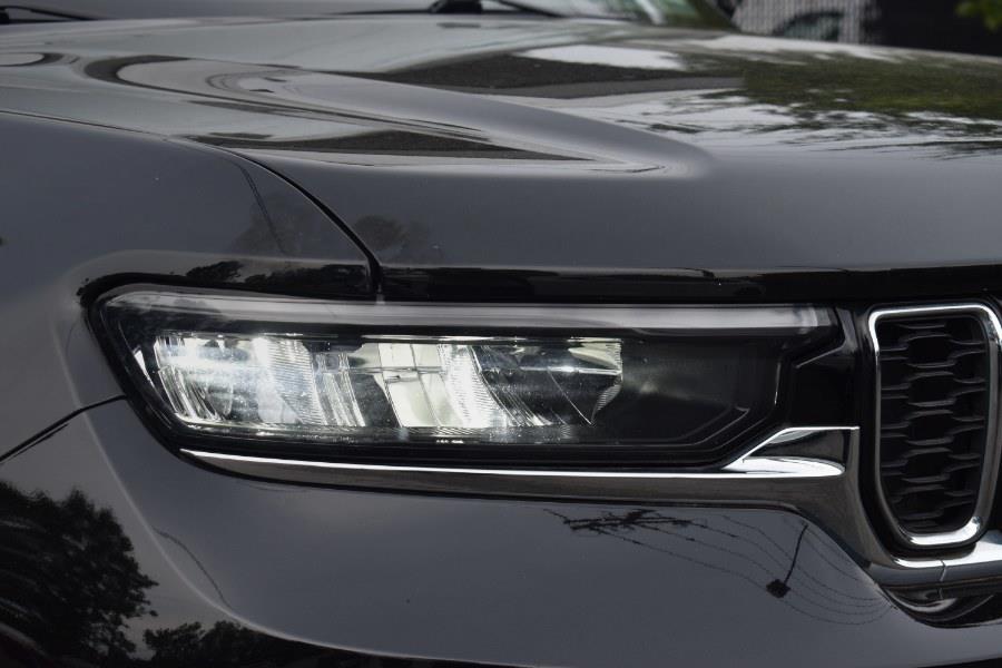 Vehicle image 43 of 47