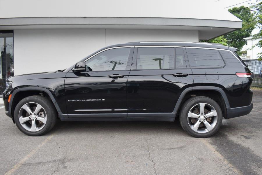 Vehicle image 8 of 47