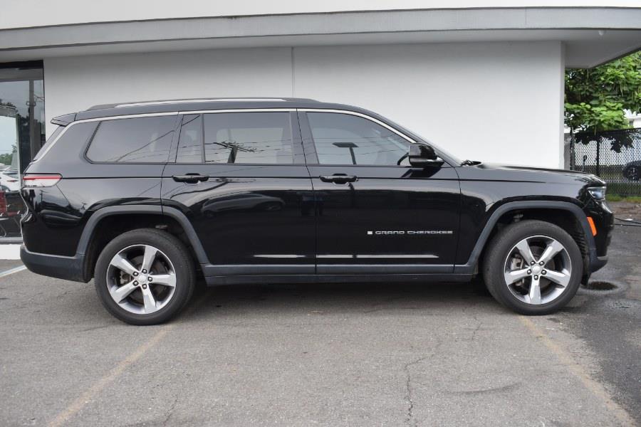 Vehicle image 5 of 47