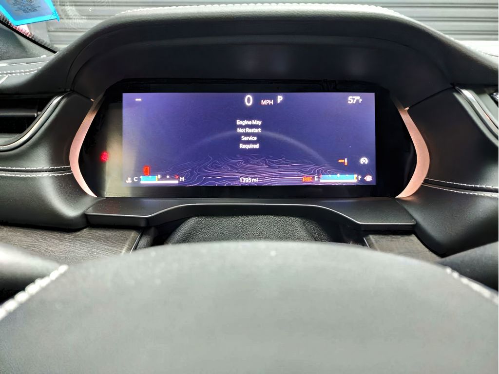 Vehicle image 13 of 15