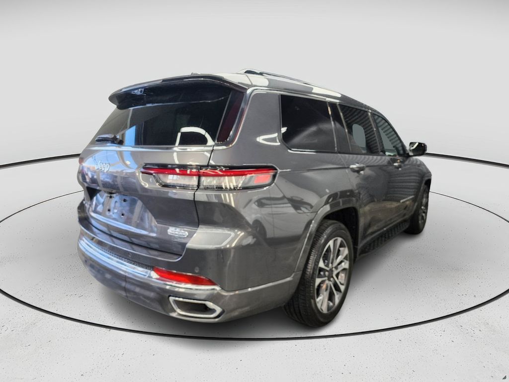 Vehicle image 3 of 15