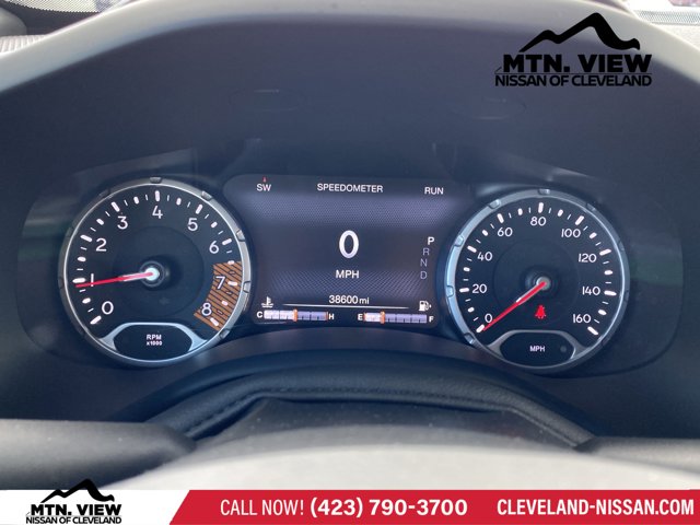 Vehicle image 14 of 27