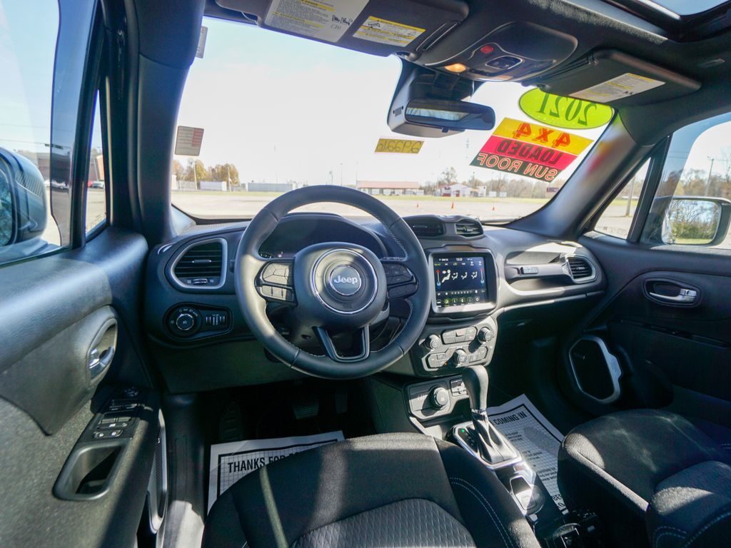 2021 Jeep Renegade 80th Anniversary Image 17 of 33