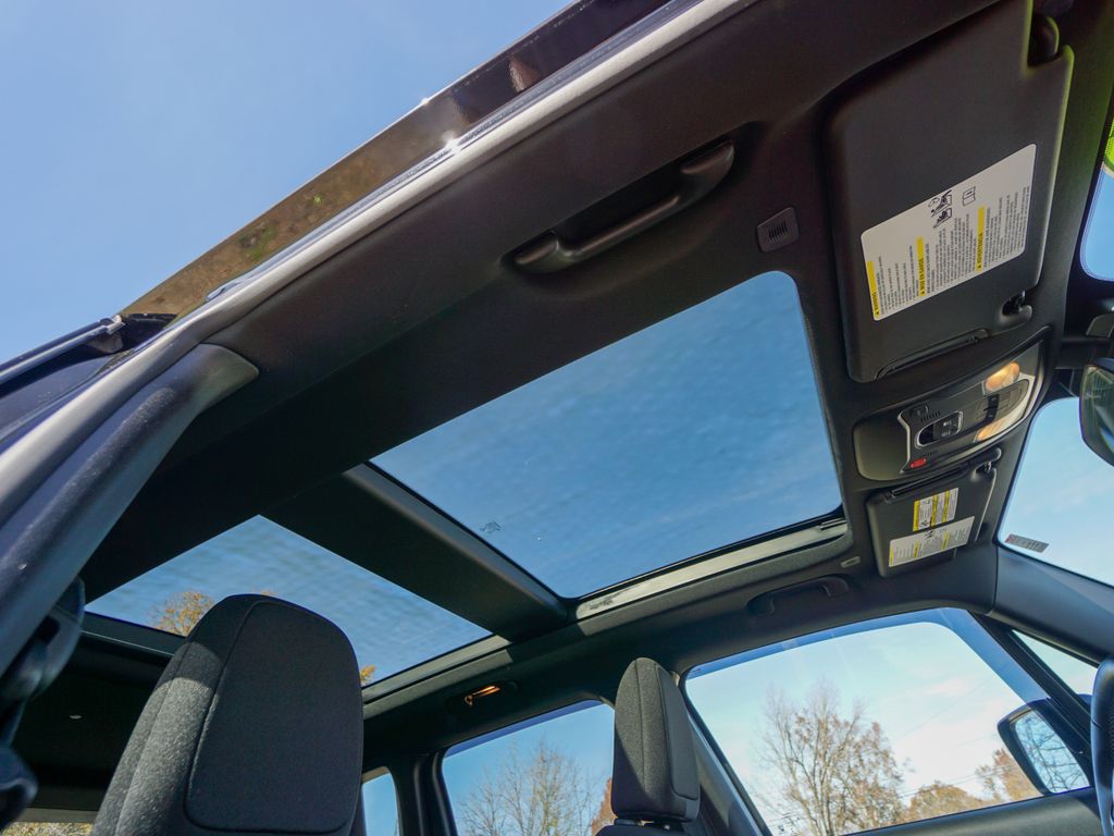 2021 Jeep Renegade 80th Anniversary Image 19 of 33