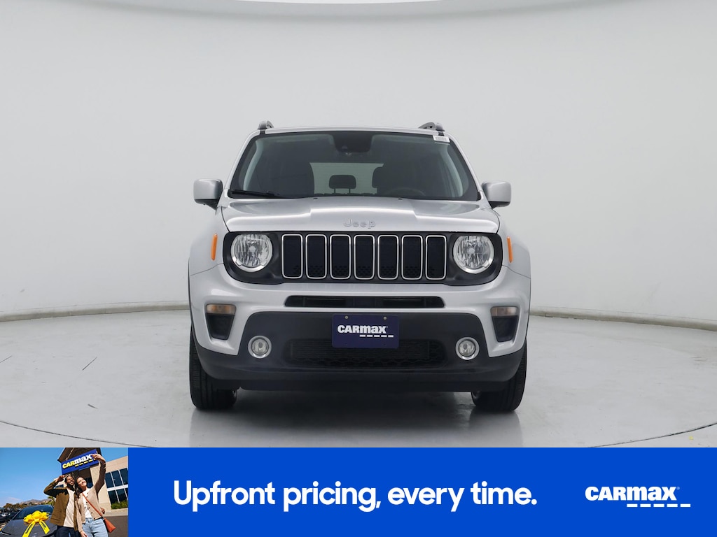 2021 Jeep Renegade Latitude Image 2 of 25