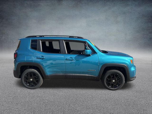 2021 Jeep Renegade Latitude Image 4 of 32