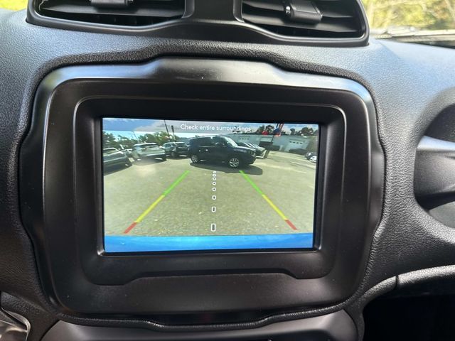 2021 Jeep Renegade Latitude Image 18 of 32