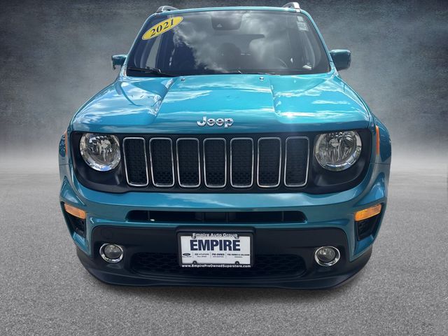 2021 Jeep Renegade Latitude Image 2 of 32