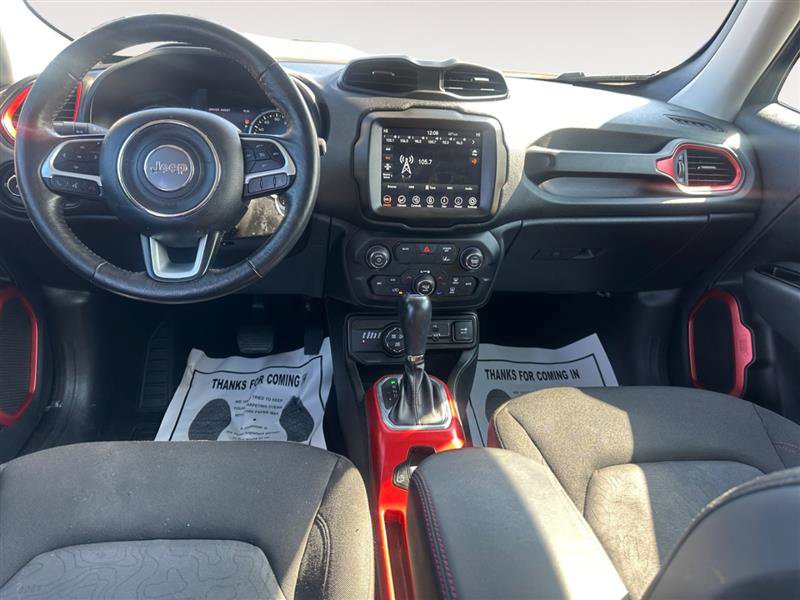 Vehicle image 10 of 15