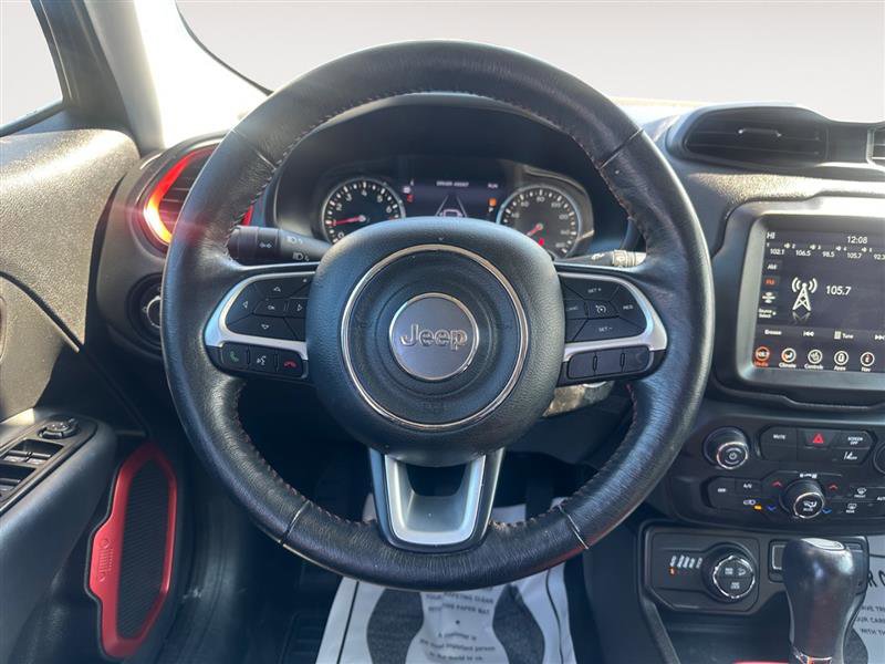 Vehicle image 12 of 15