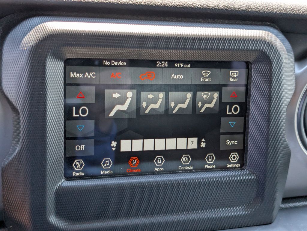 Vehicle image 32 of 32
