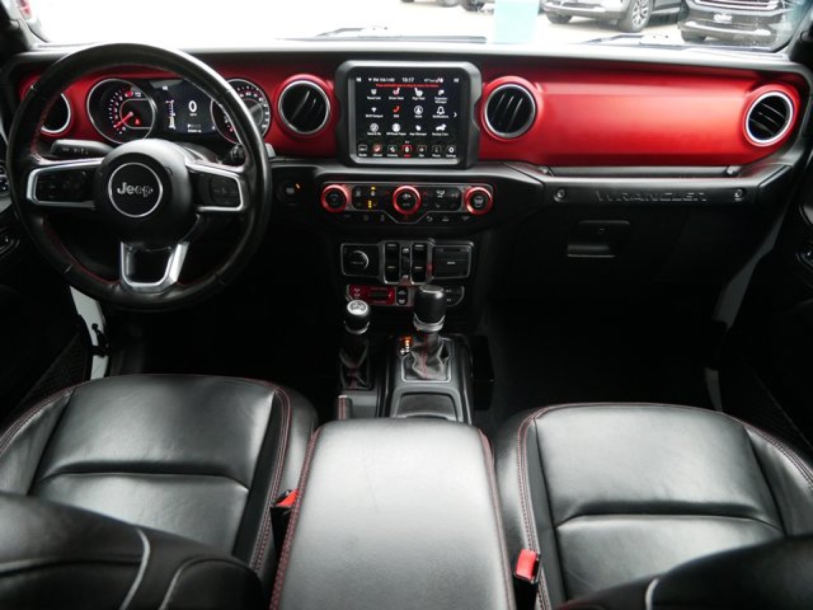 Vehicle image 10 of 27