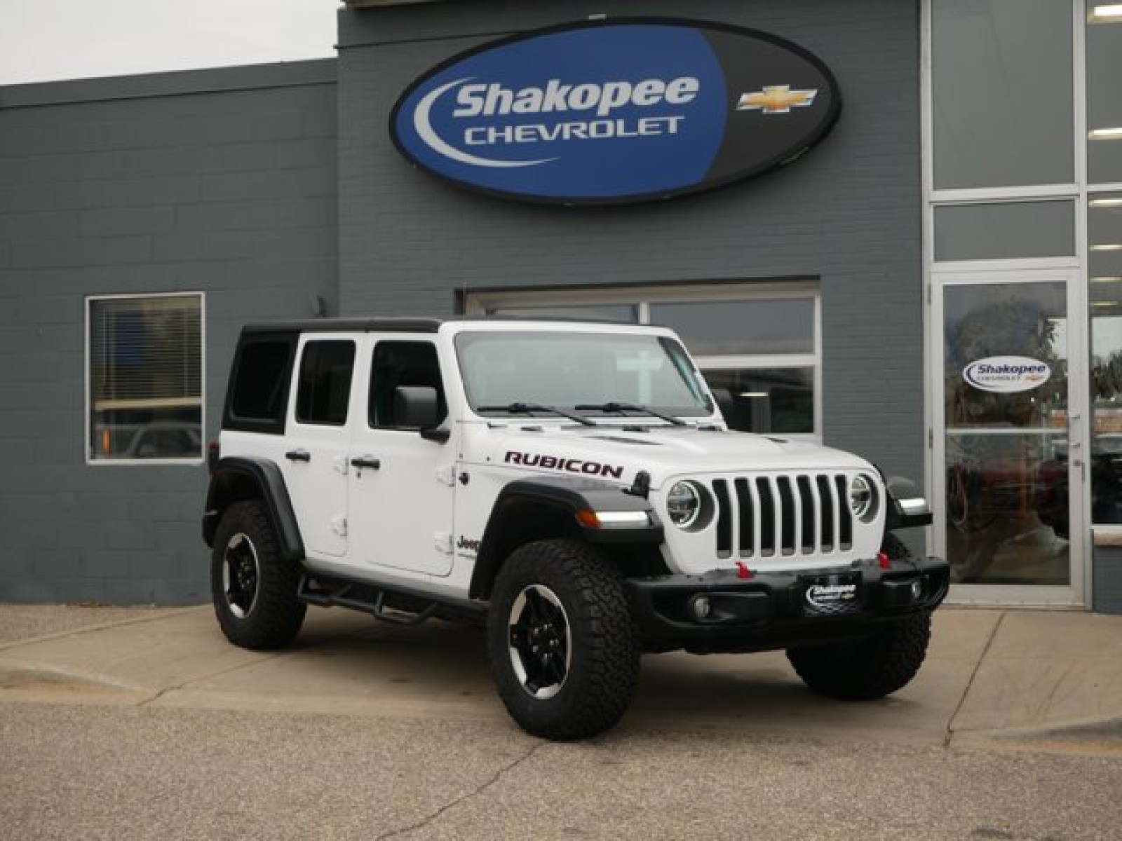 Vehicle image 3 of 27