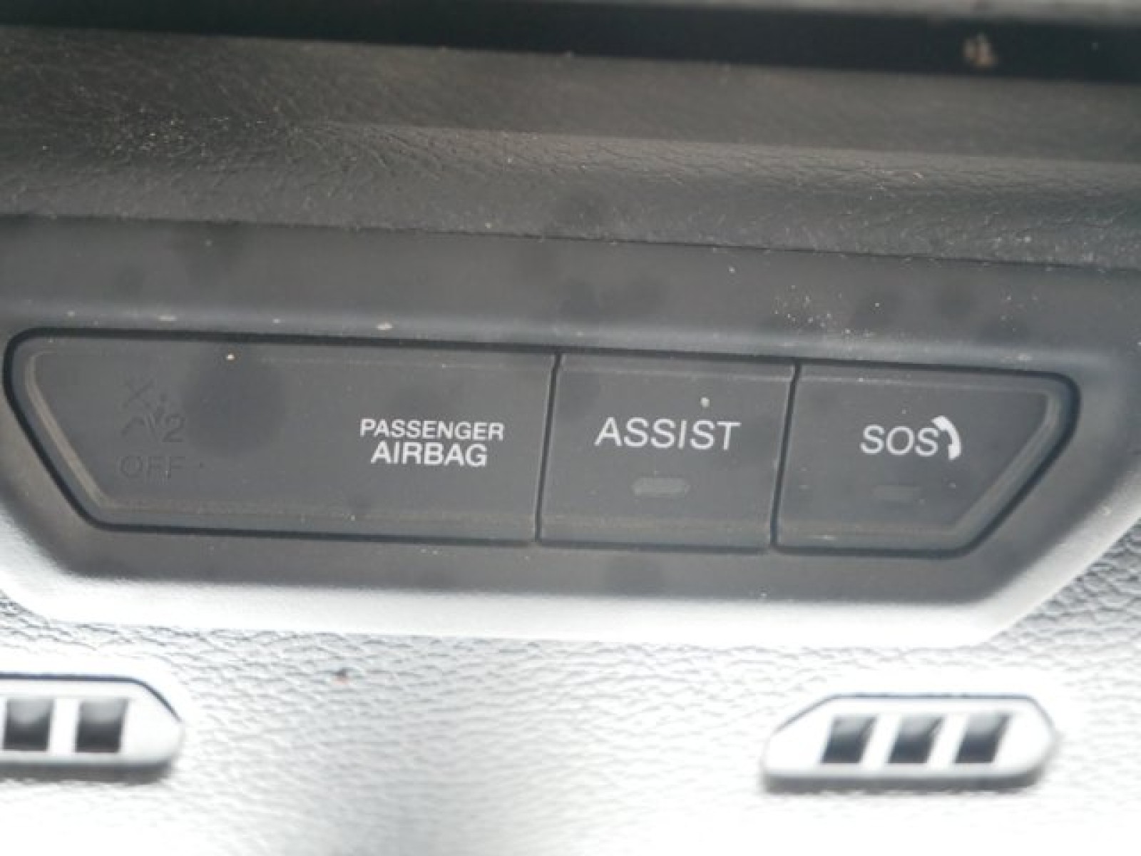 Vehicle image 26 of 27