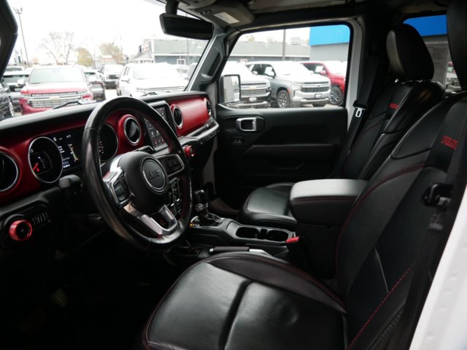 Vehicle image 6 of 27