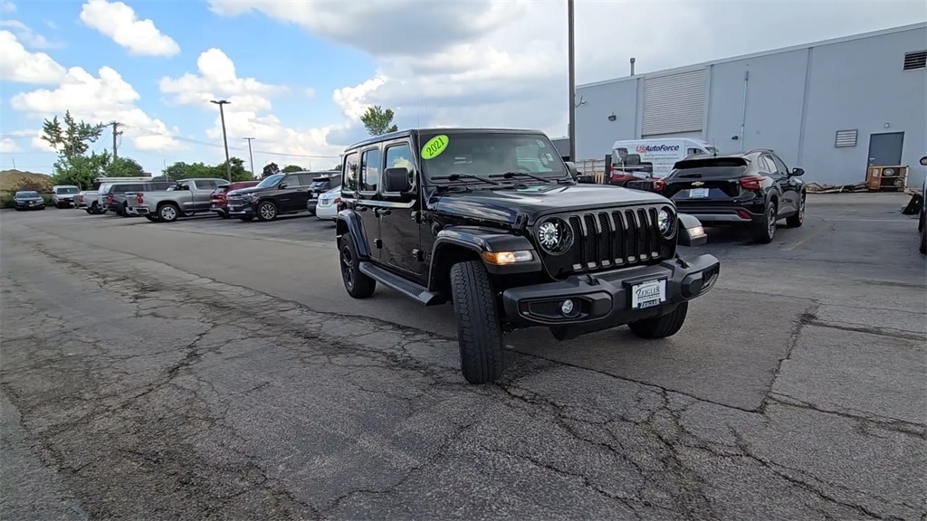 Vehicle image 5 of 40