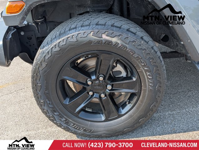 Vehicle image 23 of 23