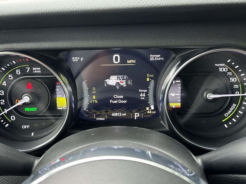 Vehicle image 17 of 27