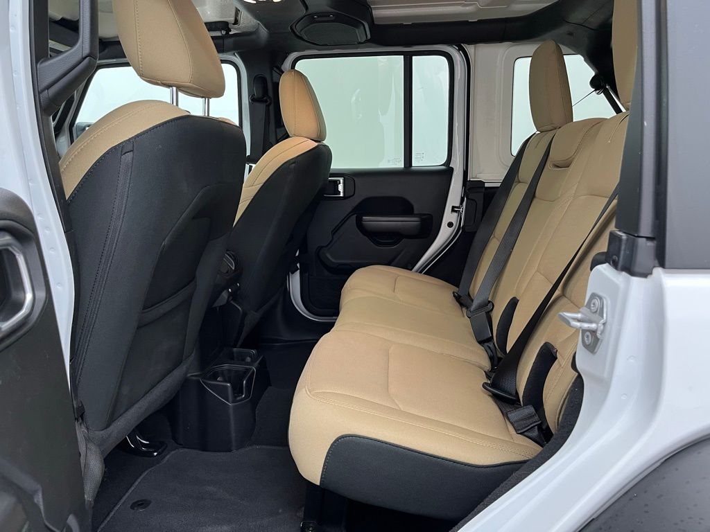 2021 Jeep Wrangler Unlimited Sport S Image 14 of 34