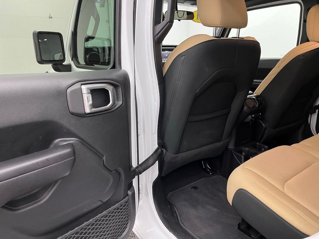 2021 Jeep Wrangler Unlimited Sport S Image 15 of 34