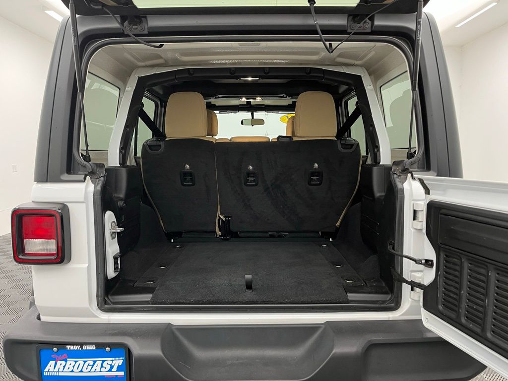 2021 Jeep Wrangler Unlimited Sport S Image 10 of 34