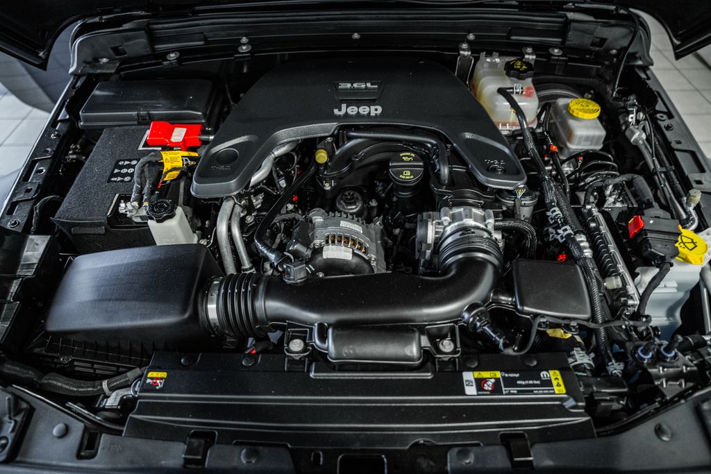 Vehicle image 23 of 44