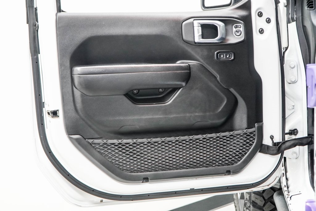 2021 Jeep Wrangler Unlimited Willys Image 42 of 46