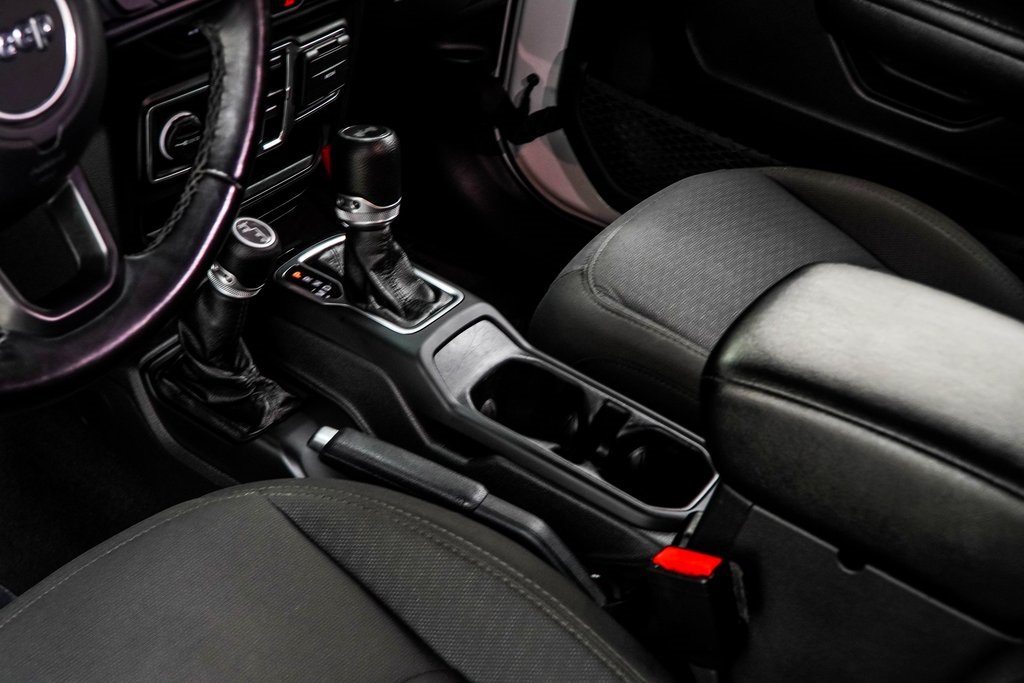 2021 Jeep Wrangler Unlimited Willys Image 23 of 46