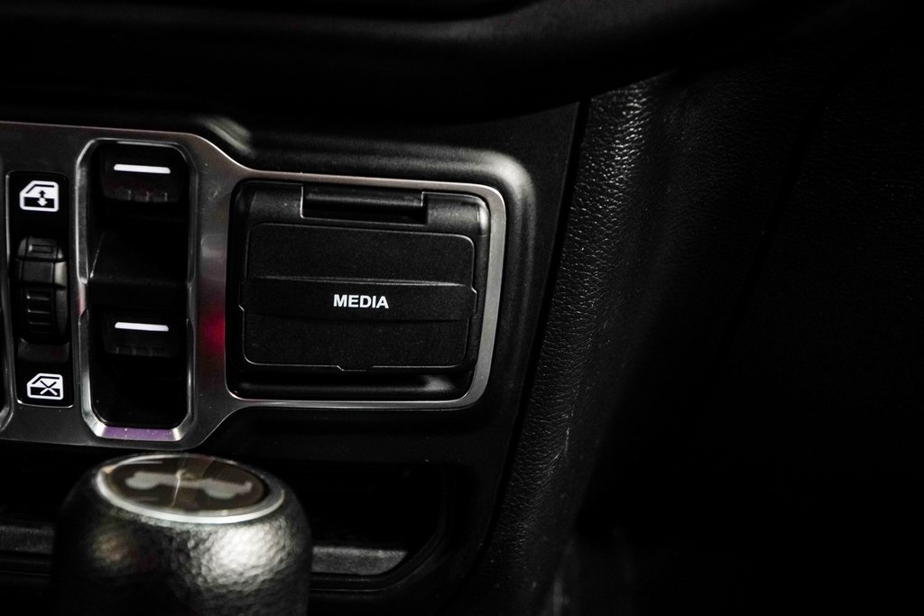 2021 Jeep Wrangler Unlimited Willys Image 45 of 46