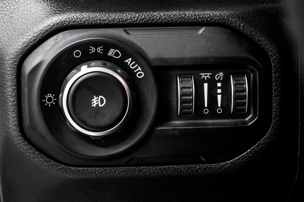 2021 Jeep Wrangler Unlimited Willys Image 32 of 46