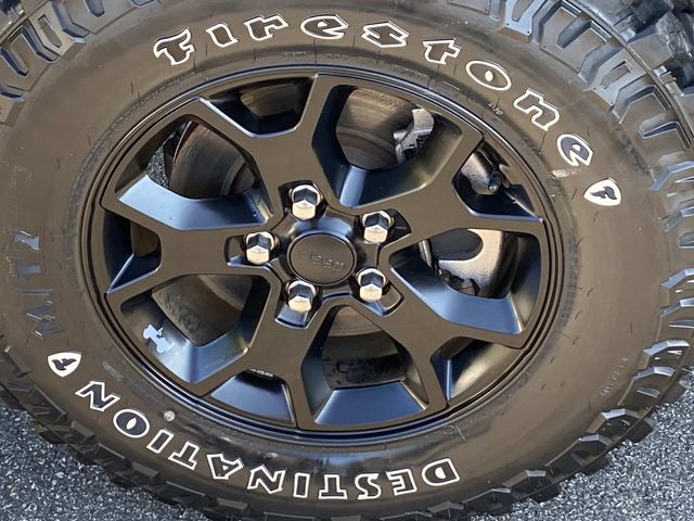 2021 Jeep Wrangler Willys Image 11 of 33