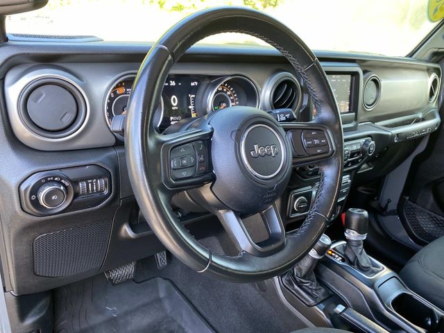 2021 Jeep Wrangler Willys Image 16 of 33