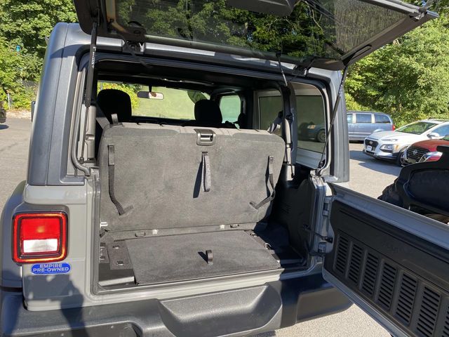 2021 Jeep Wrangler Willys Image 27 of 33