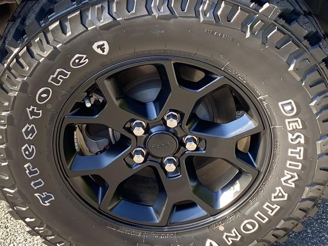 2021 Jeep Wrangler Willys Image 10 of 33