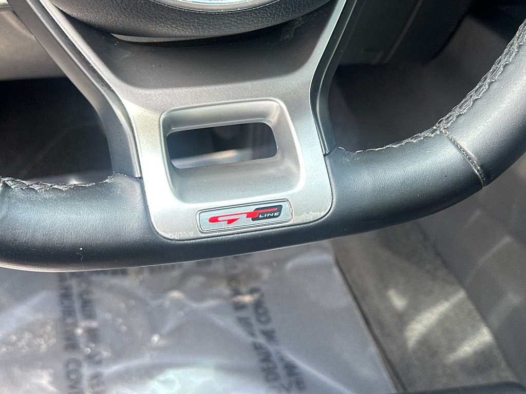 Vehicle image 35 of 45