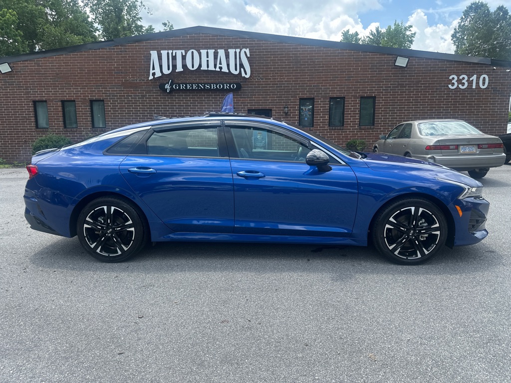 Vehicle image 5 of 45